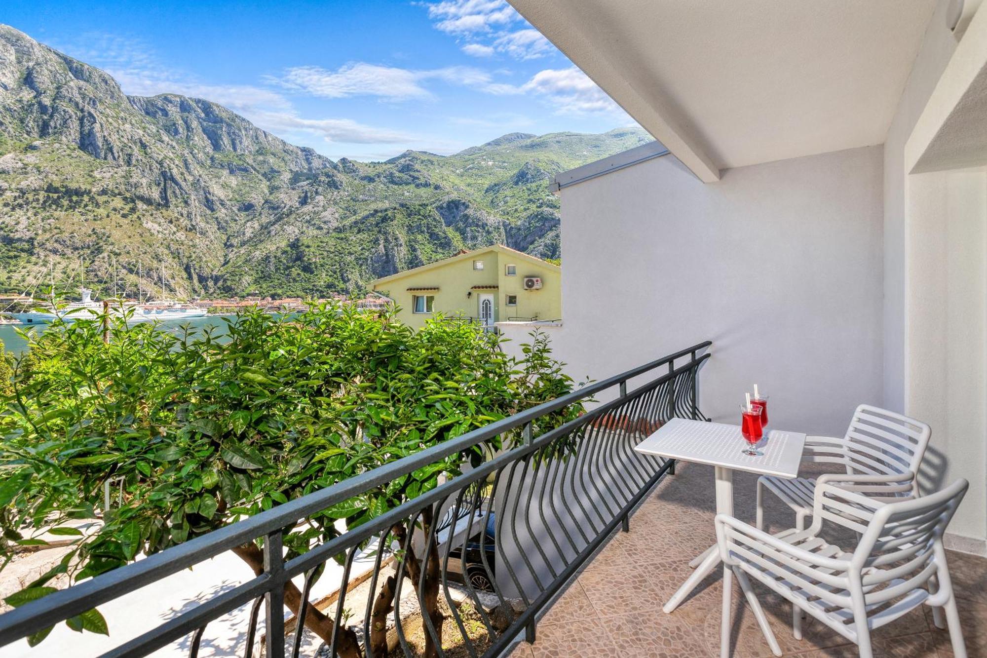 Apartments Doncic Котор Экстерьер фото