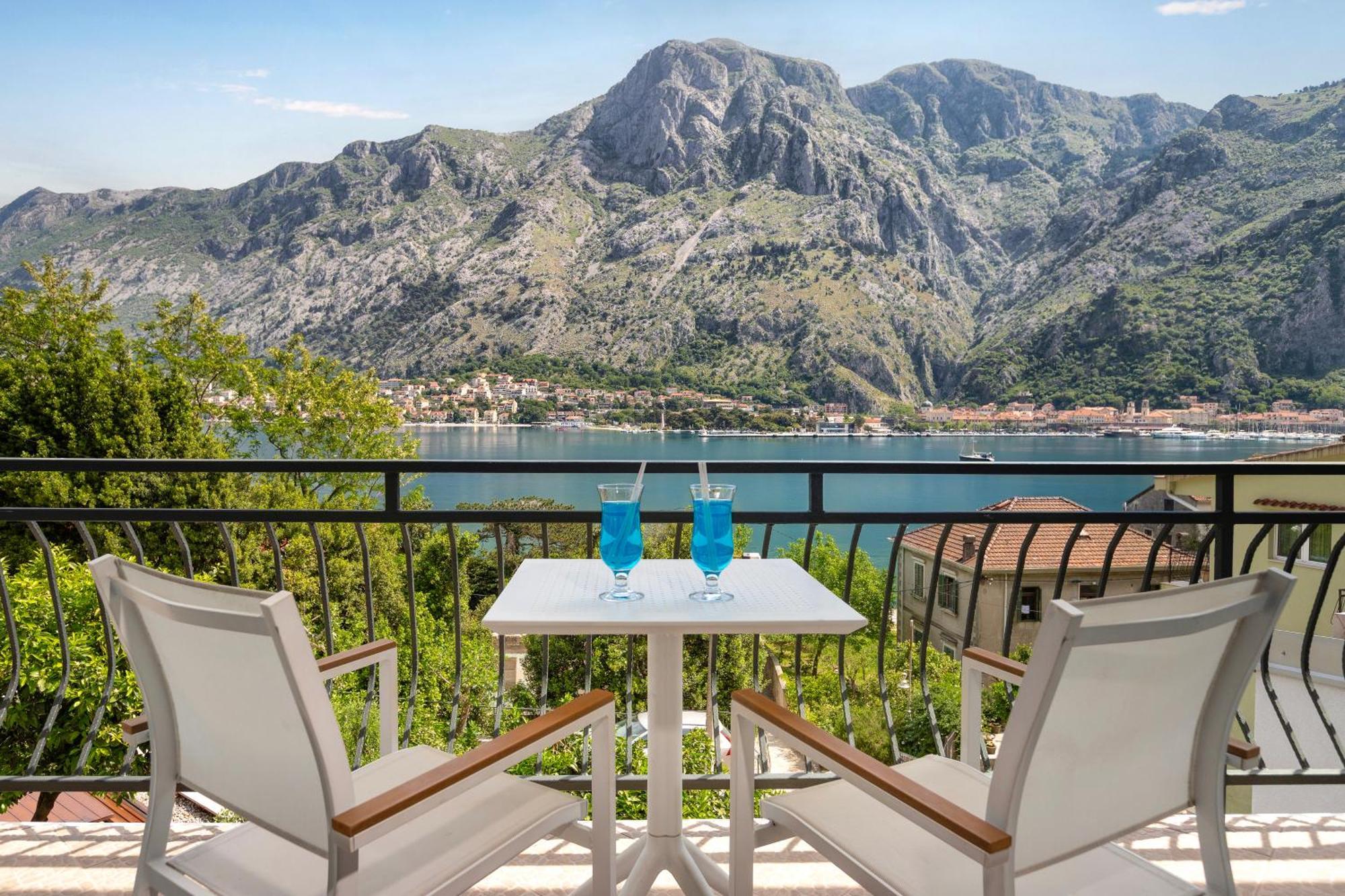 Apartments Doncic Котор Экстерьер фото